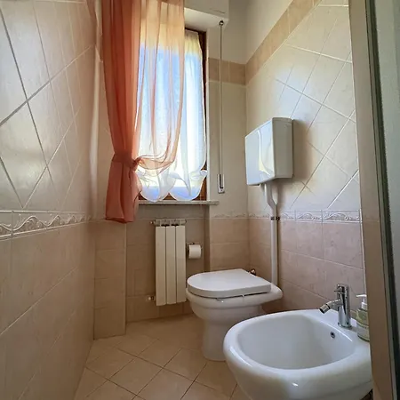 Dimora Guidi 3 2 Bagni דירה אורבינו